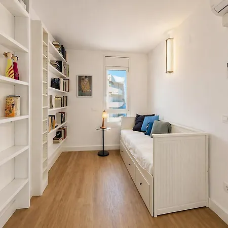 Appartement Duplex With Pool On *