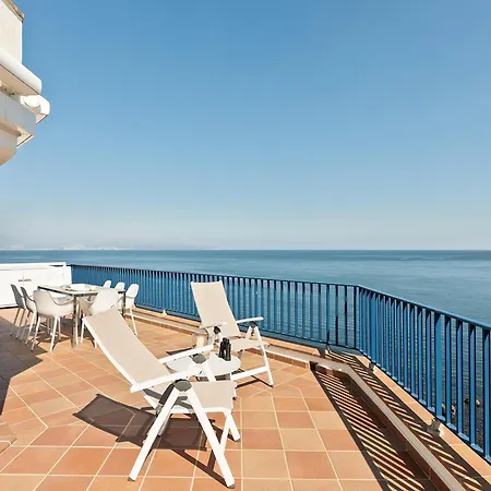 Duplex With Pool On